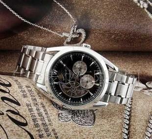 匠心之作 探秘陀飞轮多功能机械男表的魅力与家居生活新格调